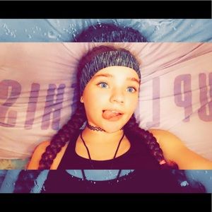 Meet your Posher, Victoria